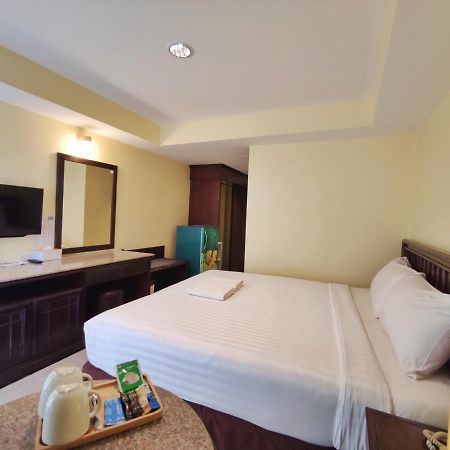 The Chanthong Residence And Hotel Pattaya Buitenkant foto